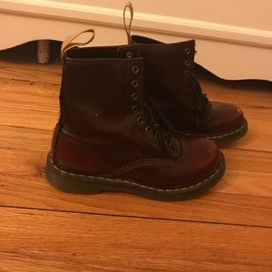 Burgundy dr martens